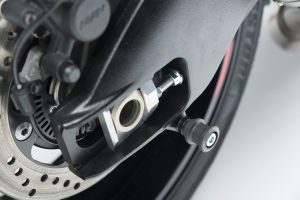 GSX-R1000_30th_detail_3.jpg