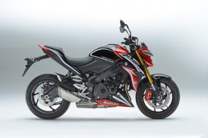 gsxs1000_redblack_10467_side__dys7mnegxvh25t1