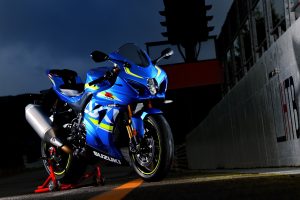 GSX-R1000_A_RL7_Action_22.jpg