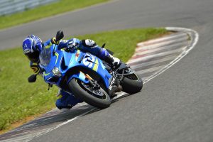 GSX-R1000_A_RL7_Action_31.jpg