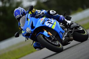 GSX-R1000_A_RL7_Action_42.jpg