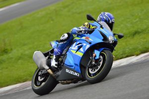 GSX-R1000_A_RL7_Action_52-1.jpg