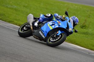 GSX-R1000_A_RL7_Action_55-1.jpg