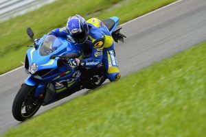 GSX-R1000_A_RL7_Action_58-1.jpg