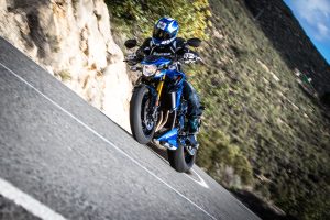 GSX-S750-03