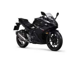 GSX250R_Black_Front34_Facing_Right copy