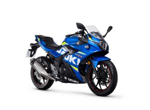 GSX250R_Blue_Front34_Facing_Right copy