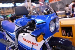 108_Suzuki_GSX-R750_Build