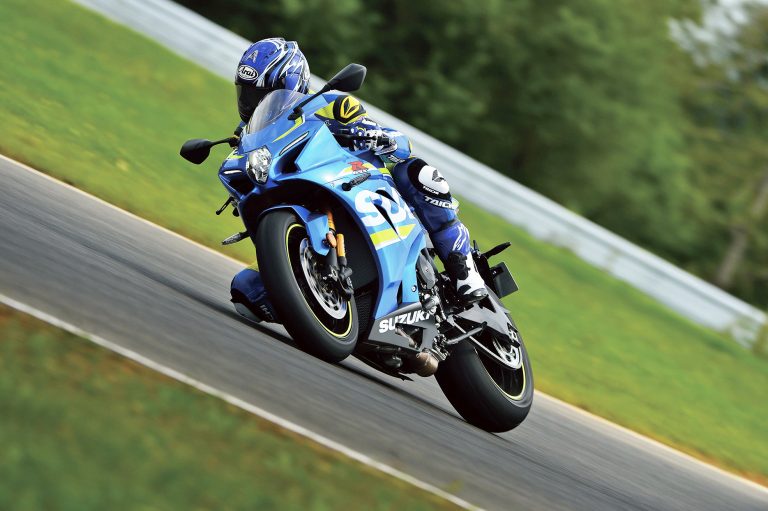 GSX-R1000_A_RL7_Action_48