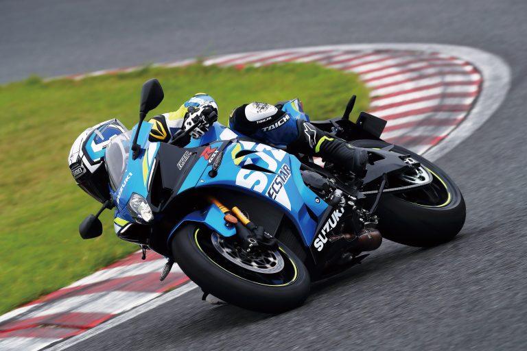 GSX-R1000A_RL9_Action_14