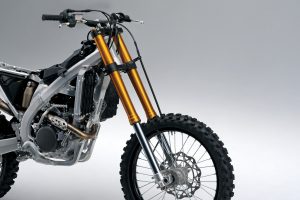 RM-Z250L9_front_suspension