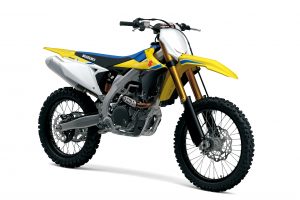 RM-Z450L8_YU1_Diagonal