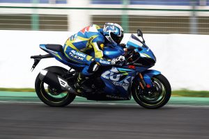 GSX-R1000A_RL9_Action_33.jpg