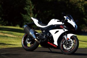 GSX-R1000A_RL9_Action_36.jpg