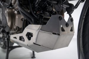 1050XT_Skid_Plate_2.jpg