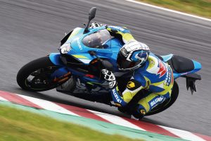 GSX-R1000A_RL9_Action_10a.jpg