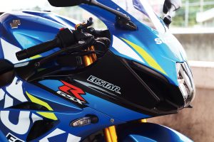 GSX-R1000A_RL9_Action_3.jpg