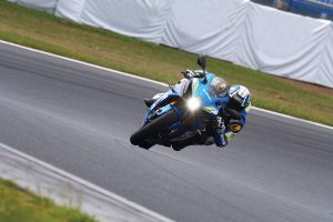 GSX-R1000A_RL9_Action_9.jpg