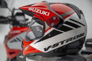 V-Strom_1050XT_Helmet_14