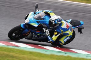 GSX-R1000A_RM0_action12