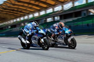 GSX-R1000RZAM1_action02