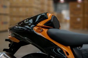 Busa_Detail_Seat_Hump_3.jpg