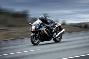 GSX1300RRQM2_action_10-1.jpg