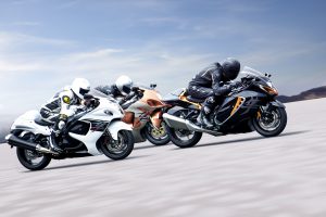 GSX1300RRQM2_action_11-1.jpg