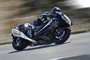 GSX1300RRQM2_action_14-1.jpg