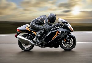 GSX1300RRQM2_action_18-1.jpg