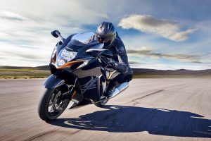 GSX1300RRQM2_action_22.jpg