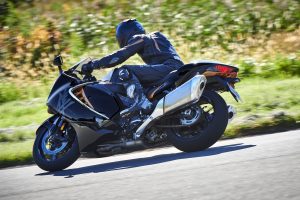 GSX1300RRQM2_action_24.jpg