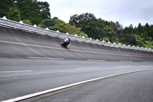 GSX1300RRQM2_action_26.jpg