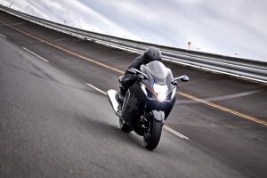 GSX1300RRQM2_action_28