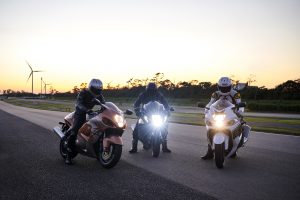 GSX1300RRQM2_action_31-1.jpg