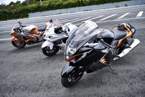 GSX1300RRQM2_action_47-1.jpg