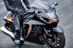 GSX1300RRQM2_action_51.jpg