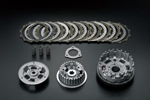 GSX1300RRQM2_clutch.jpg