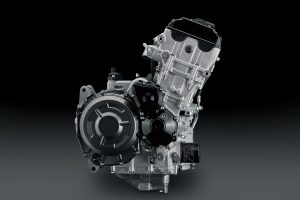 GSX1300RRQM2_engine_2