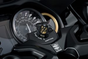 GSX1300RRQM2_key.jpg