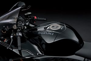 GSX1300RRQM2_tank.jpg