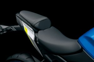 GSX-S1000_M2_Seat.jpg
