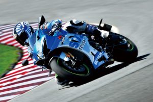 GSX-R1000RZAM1_action07 (1)