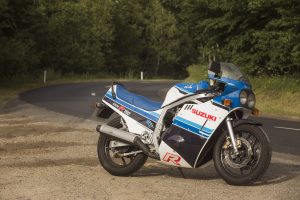 classic suzuki sunday gsx-r750f