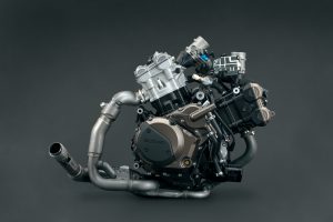 DL1050RR_RJM3_engine_1-1.jpg