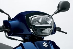 Address_125_M3_Headlight_Off.jpg