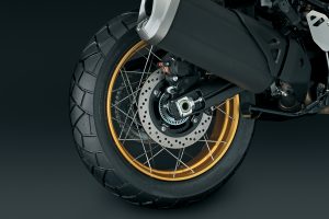 DL1050RJM3_rear_tyre