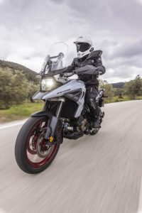 Suzuki-V-Strom-1050-JC-0101.jpg