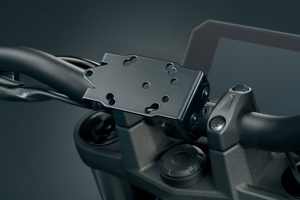 GSX800RQM3_accessories_navigation_bracket.jpg