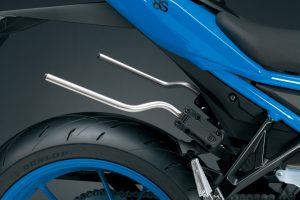 GSX800RQM3_accessories_side_case_bracket_set.jpg